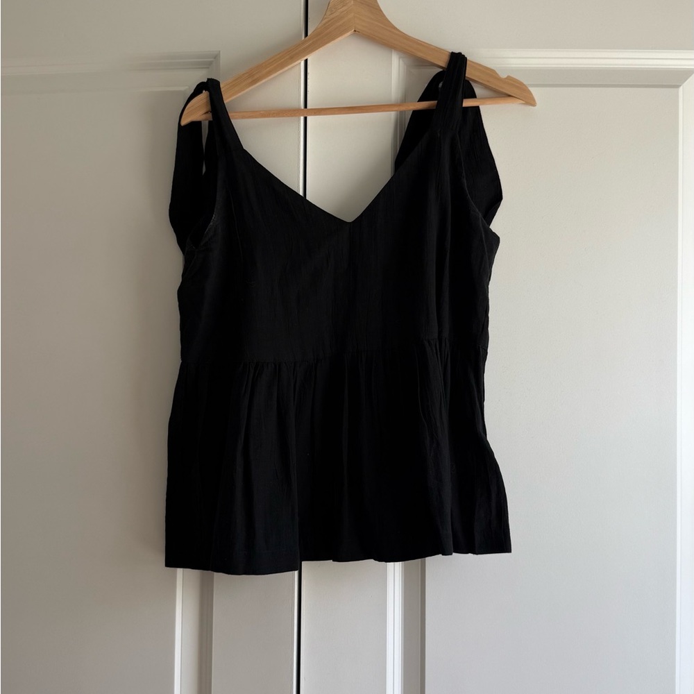 GAP Black V-Neck Tank Top